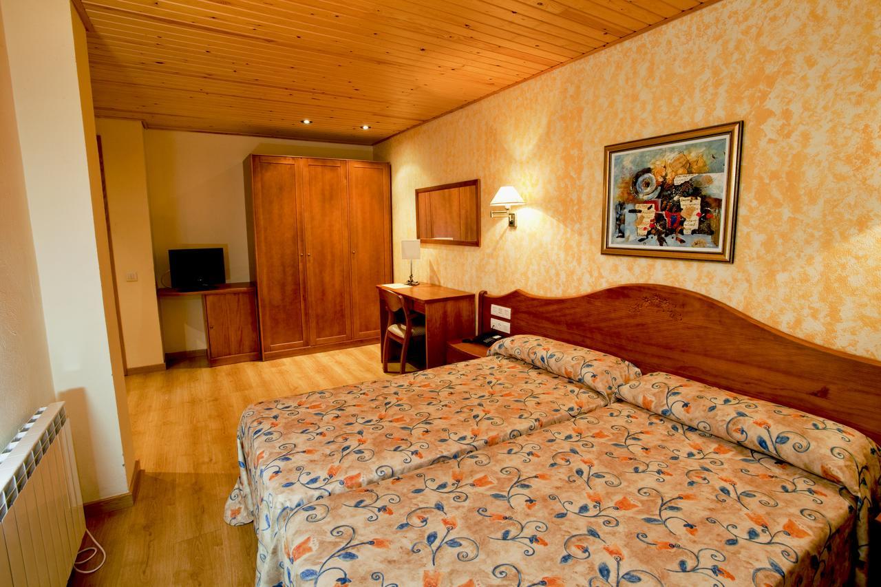 Hotel Montseny Espuy エクステリア 写真