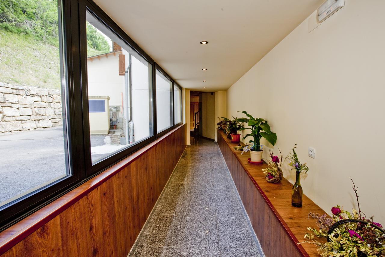Hotel Montseny Espuy エクステリア 写真
